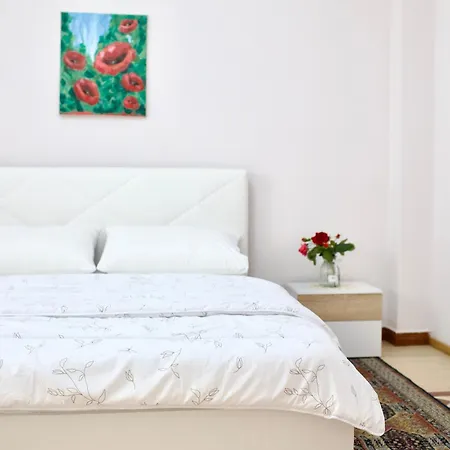 By Romi Séjour chez l'habitant *