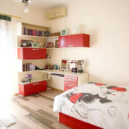 By Romi * Durres
